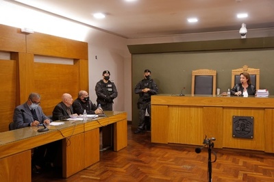 ゴルフメジャー2勝のカブレラ被告に禁錮2年 アルゼンチン