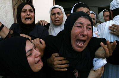 イスラエル軍がガザ地区を空爆