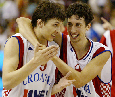 クロアチア スペインを降す