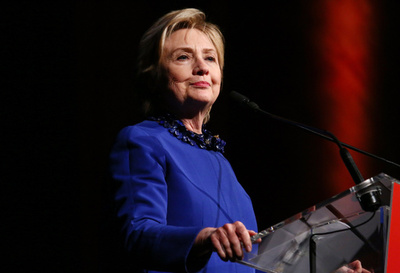 ウィキリークスのメール暴露はロシアと結託、クリントン氏が非難