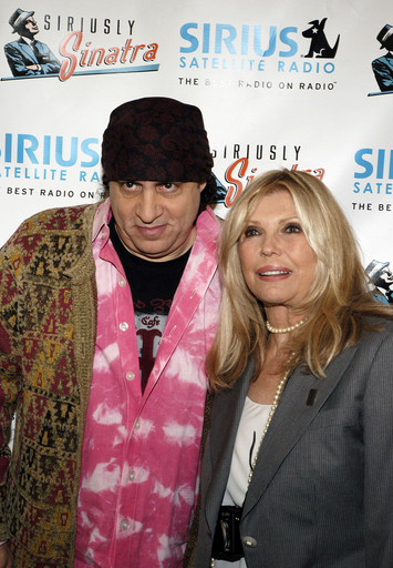 ナンシー・シナトラをフィーチャーしたラジオ・チャンネルが開局 - 米国