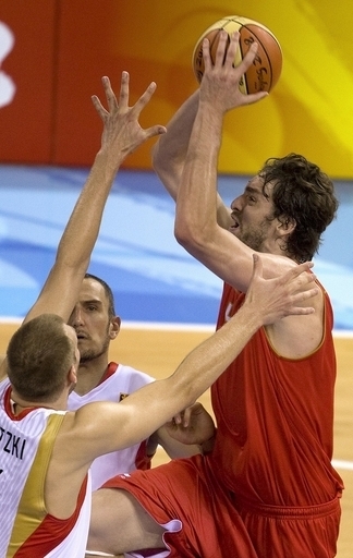 スペイン ドイツ下し3連勝