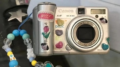 中国で旧式のCCDカメラの人気復活 レトロな写真がSNS映え