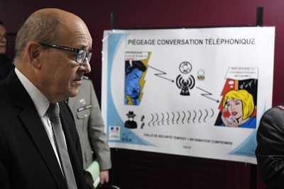 仏がサイバー戦部隊を創設、19年までに2600人体制