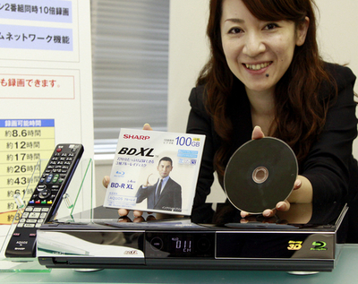 シャープ、次世代BD規格対応のレコーダーを発売