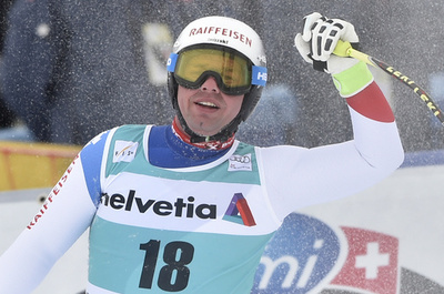 アルペンスキーのフォイツ、顔面まひで新シーズン参戦が不透明に