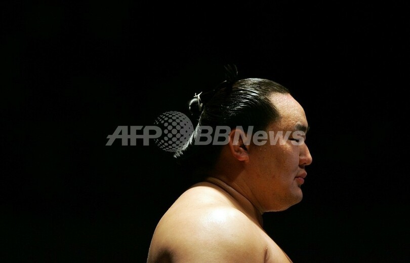 朝青龍 名古屋場所を突然休場