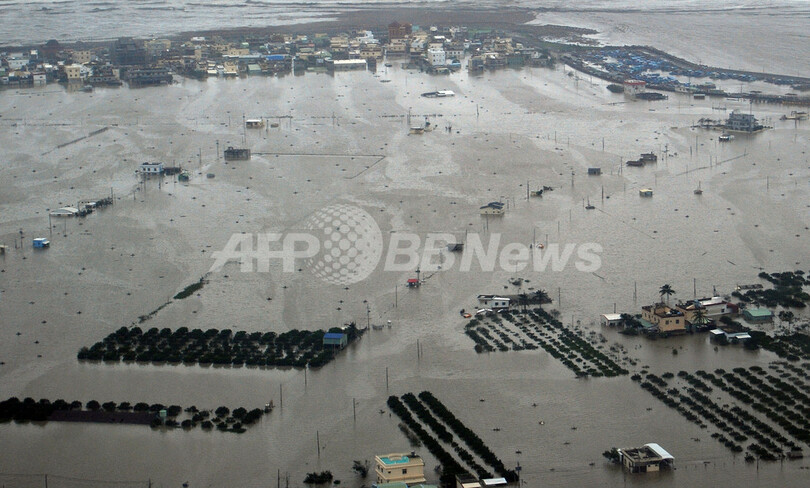台風8号、水害の爪跡深い台湾