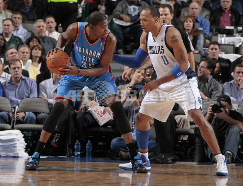 サンダー、ウエストブルックの活躍でマーベリックスに勝利