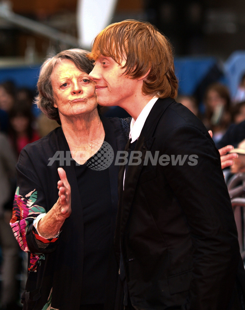 3人そろってレッドカーペット、「ハリポタ」最新作ワールドプレミア