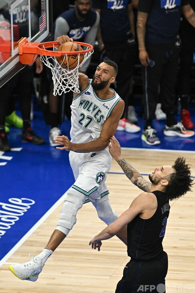 マブスがウルブズに2連勝 ドンチッチが劇的決勝3ポイント