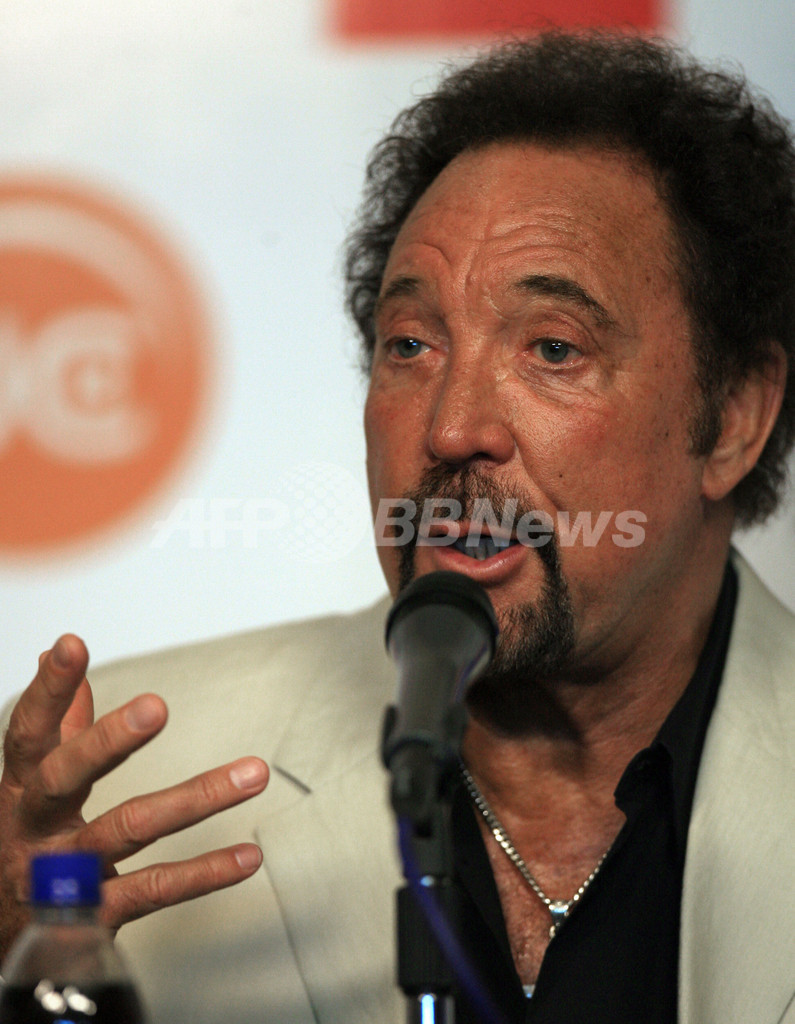 「ビーニャデルマール・フェスティバル」出演のアナ・トローハが会見に出席 - チリ