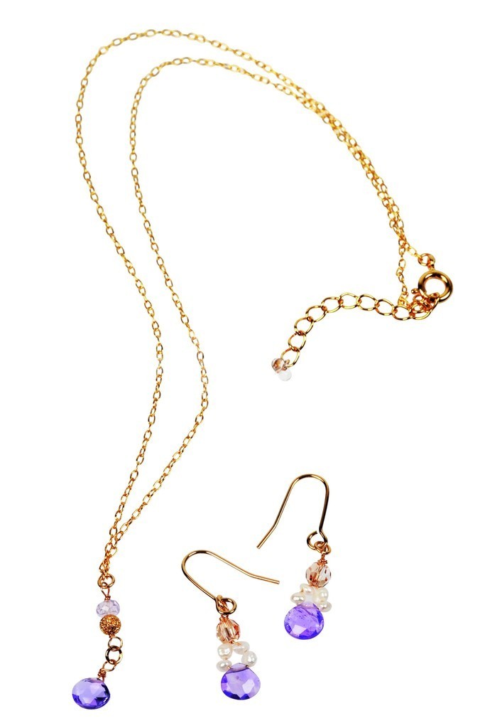 ＜senken h 132＞大人の女性が楽しめる、神戸発のこだわりアクセサリーが充実／エクスプリメ　なんばパークス店