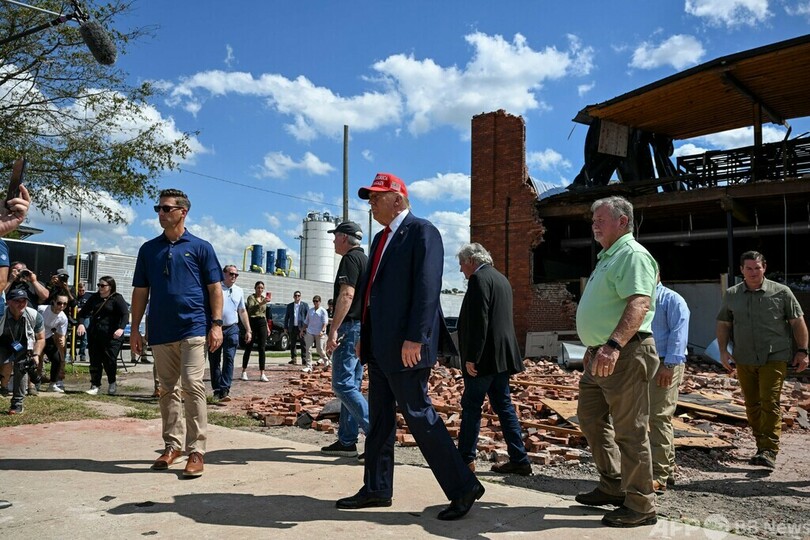 ハリケーン「ヘリーン」死者、118人に トランプ氏が対応批判