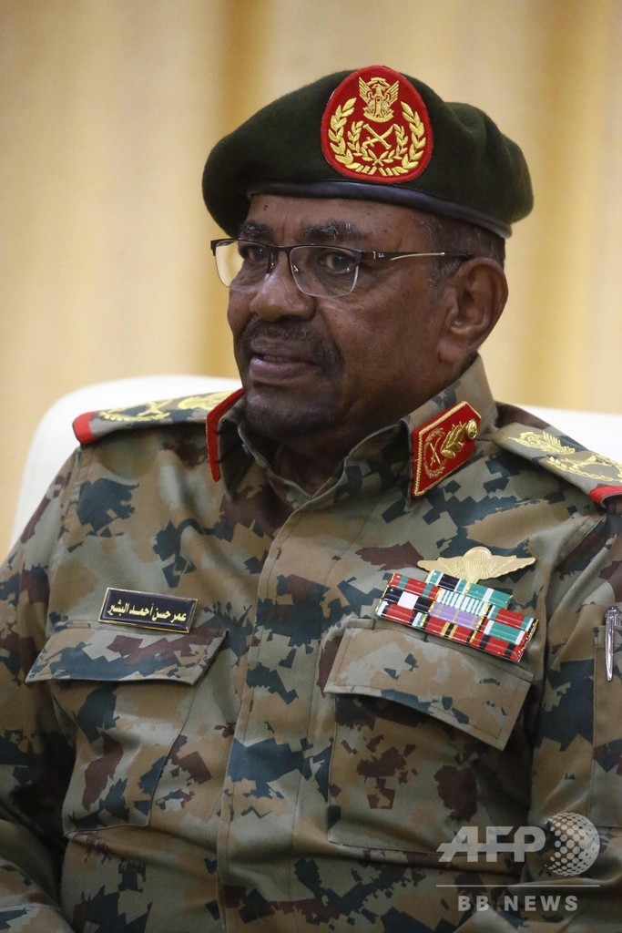 スーダン大統領、無許可集会の禁止を命令 ソーシャルメディア制限も