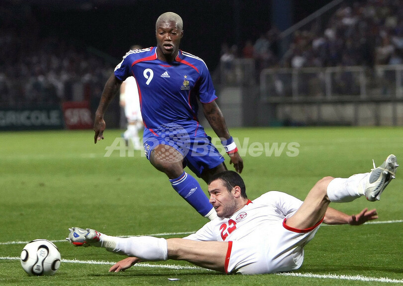 ＜サッカー 欧州選手権2008・予選＞フランス ナスリの代表初ゴールでグループ首位をキープ