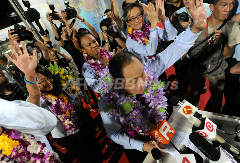シンガポール総選挙、野党6議席で過去最多 外相は落選