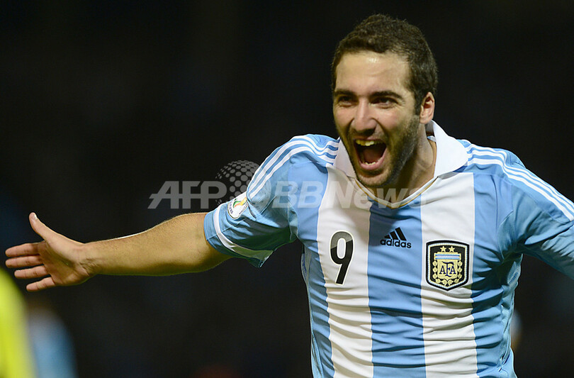 アルゼンチンがパラグアイに勝利、W杯南米予選