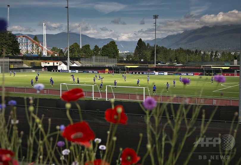 結果と内容の両立を目指す佐々木監督、カメルーンは「個の質が高い」