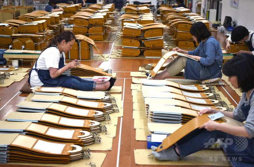 6年間の「相棒」で「自立の一歩」 職人の手仕事光るランドセル