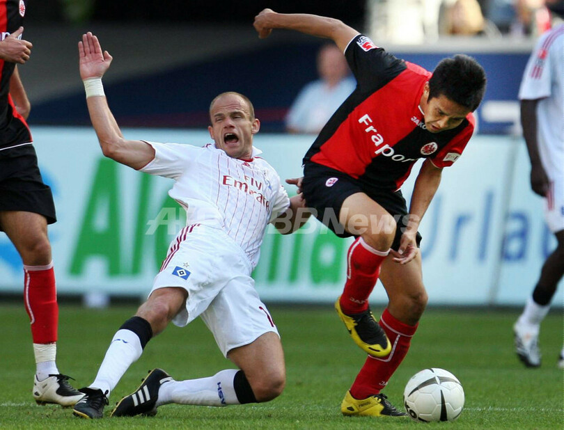 フランクフルト ホームでハンブルガーを降す