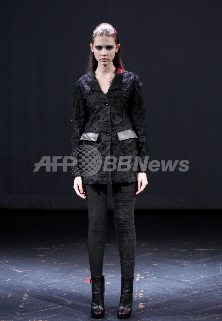 ＜13/14年秋冬東京コレクション＞ヨハン・ク