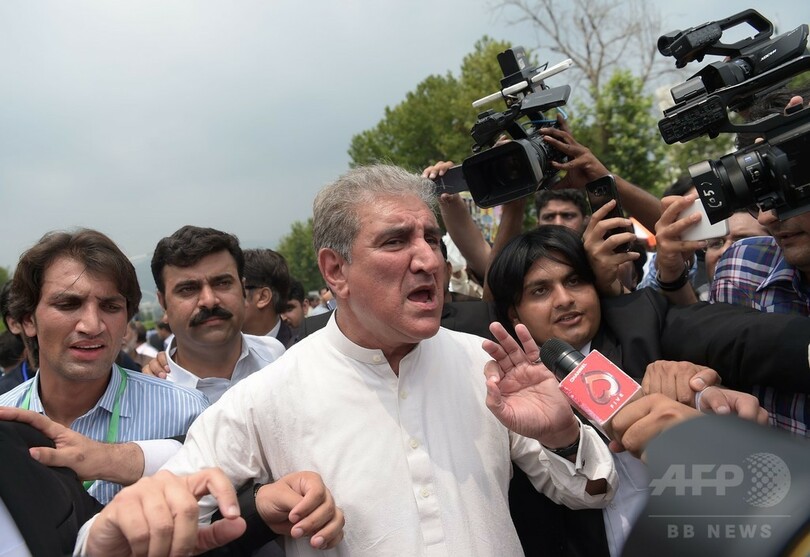 パキスタン最高裁、シャリフ首相の議員資格剥奪 失職へ