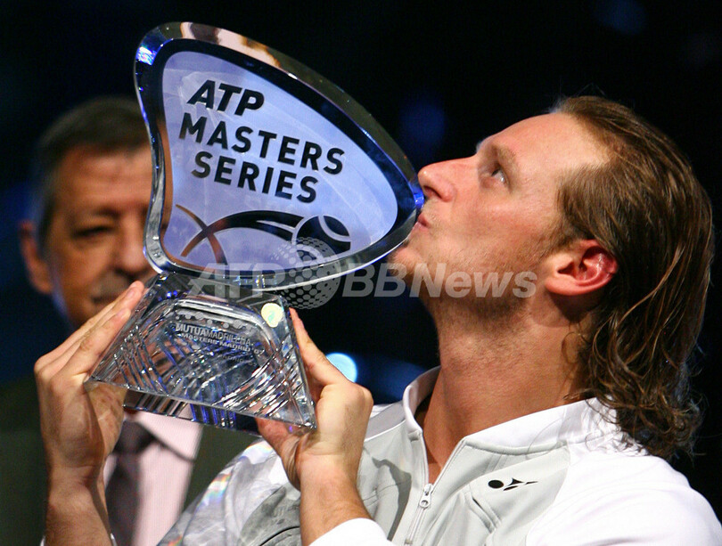 ナルバンディアン フェデラーを降し約1年半ぶりの優勝