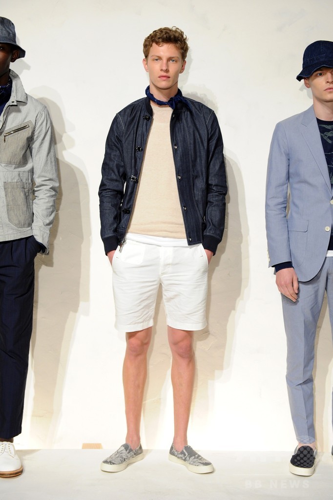 オーバーサイズのコートでアクセント、「ジェイ・クルー」15年春夏