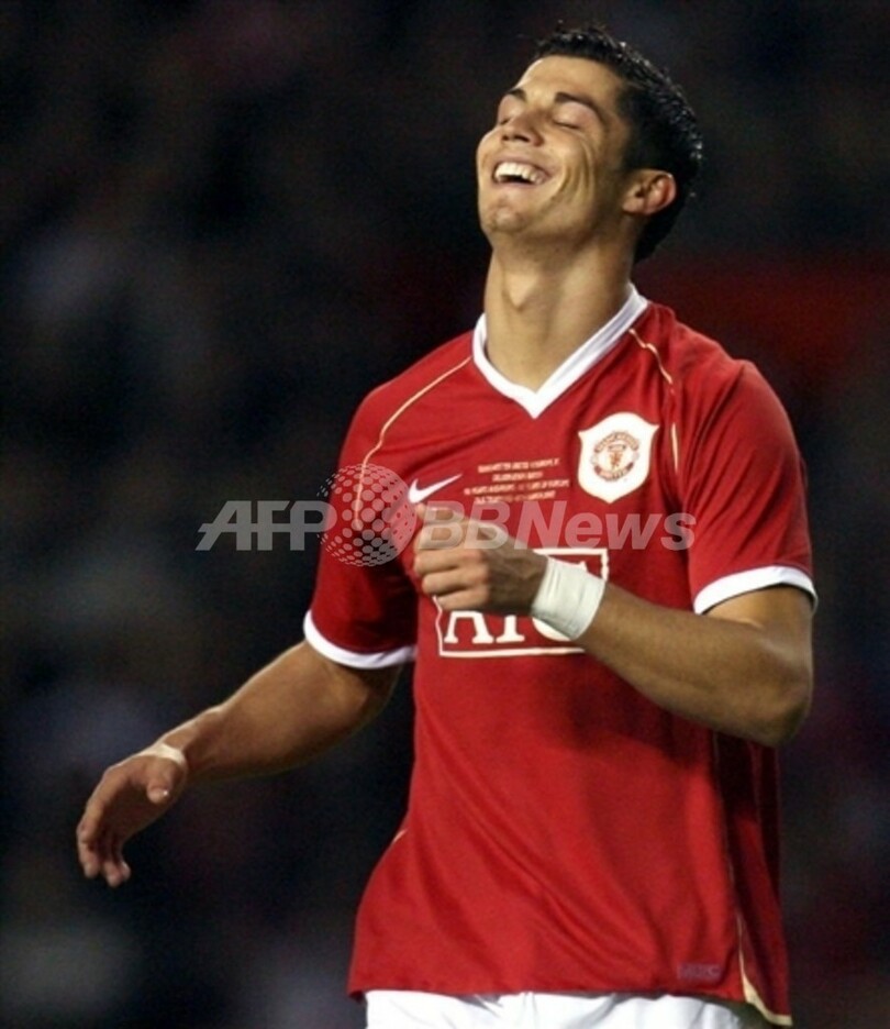 ＜サッカー プレミアリーグ＞クリスティアーノ・ロナウド マンチェスター・ユナイテッド残留へ - 英国