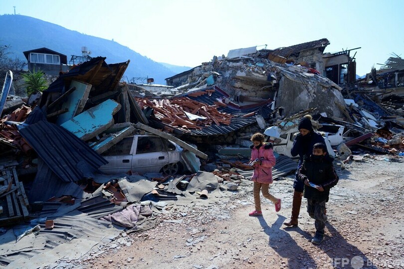 トルコ・シリア地震、死者3万5000人超