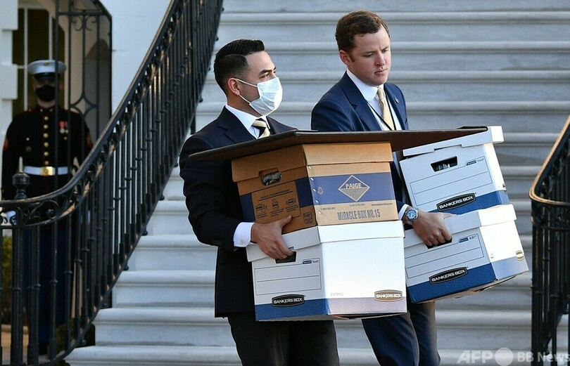 トランプ氏の起訴状公表 機密文書めぐる37件の罪