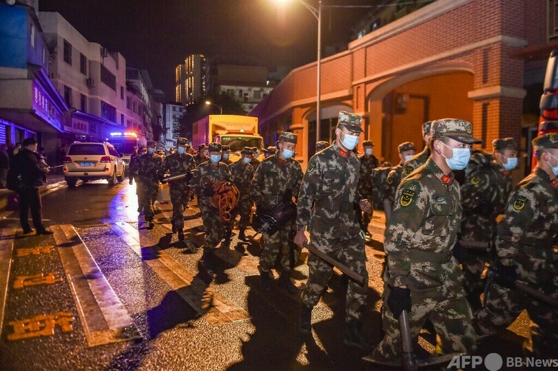 中国・重慶でビル崩壊、16人死亡 ガス漏れか