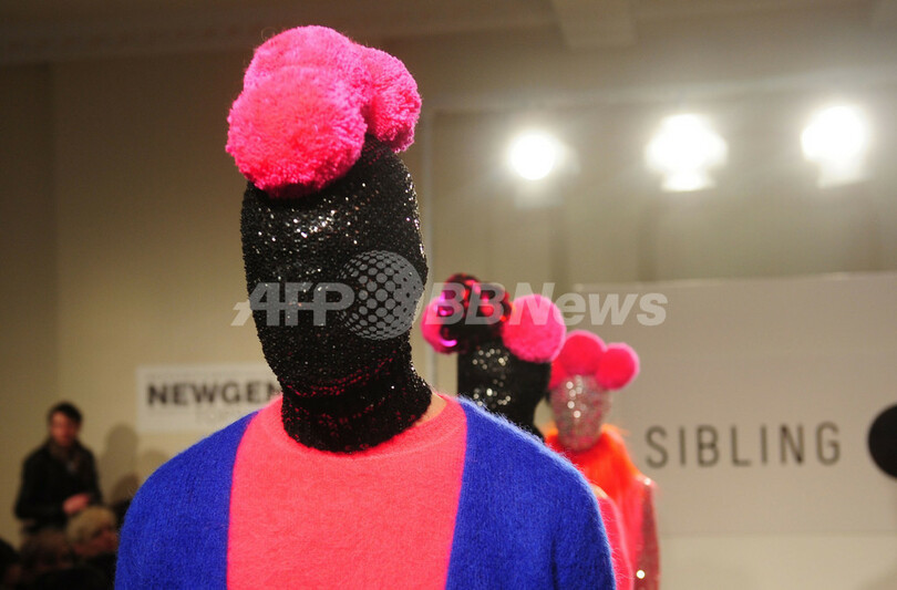 ＜12/13年秋冬ロンドンコレクション＞シスター・バイ・シビリング