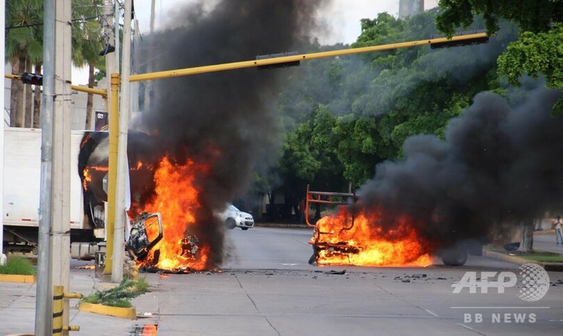 メキシコ、麻薬王の息子取り逃がす 「ずさん」な作戦認める