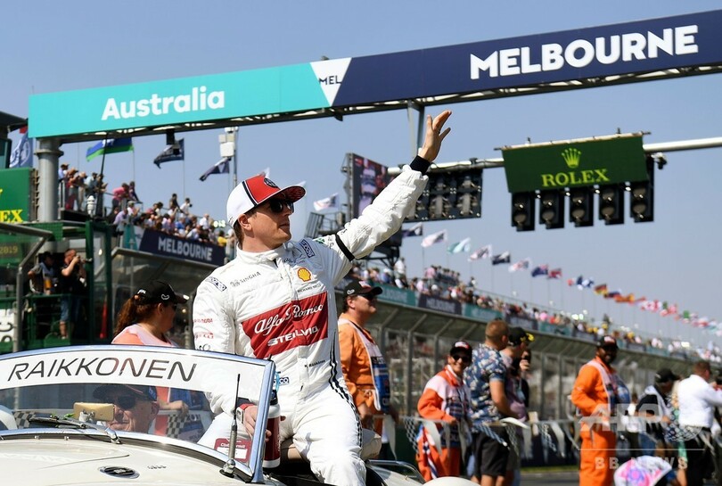 19F1開幕戦豪GP、決勝前にドライバーズパレード