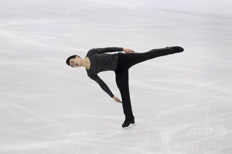 羽生が異次元の330点超え！男子初のGPファイナル3連覇