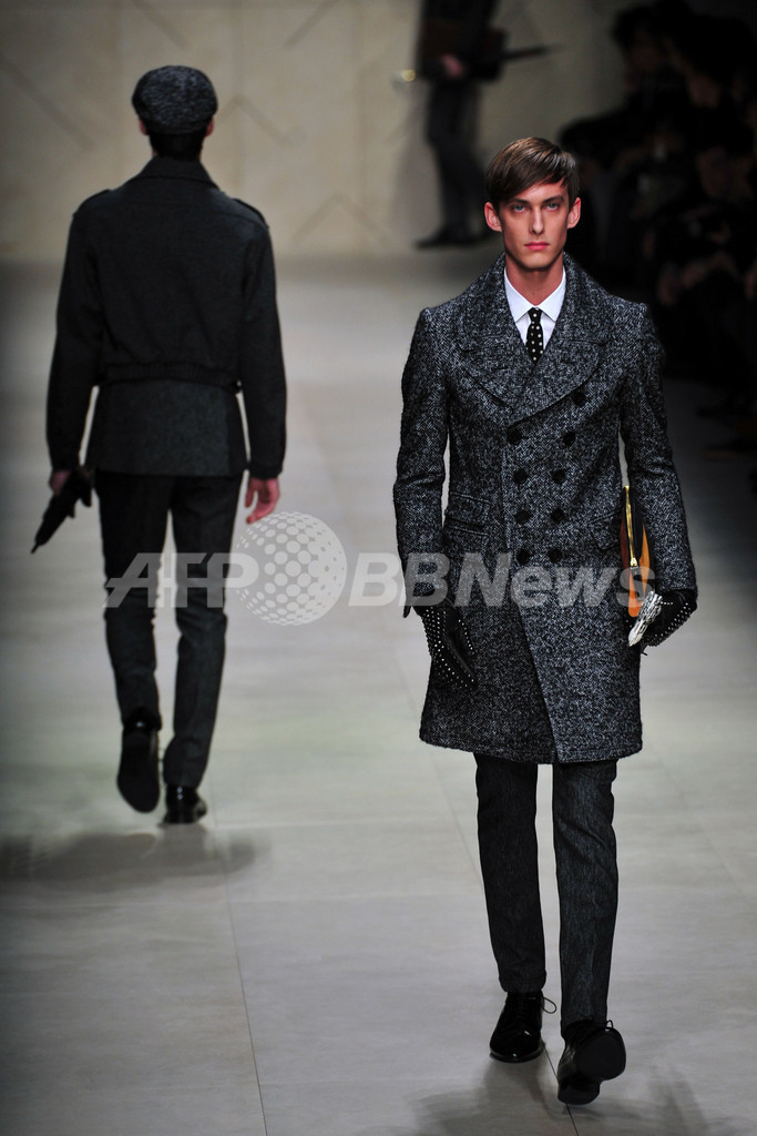 ＜12/13年秋冬ミラノ・メンズコレクション＞バーバリー プローサム