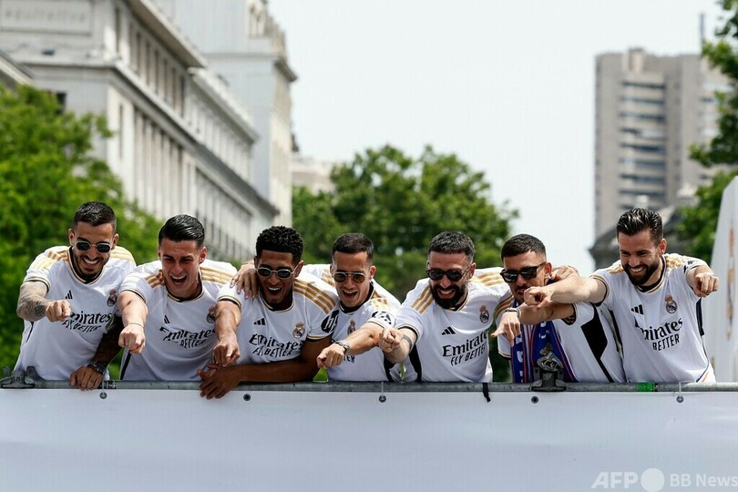 レアル・マドリードが優勝パレード リーグ36度目V