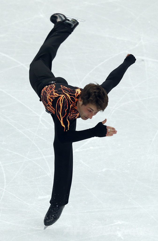 フィギュア男子SPで7位のジュベール、ソチ五輪