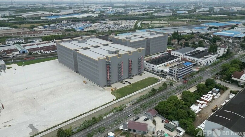 中国最大のスマート立体車両倉庫が上海でオープン 9000台超の完成車両を収納