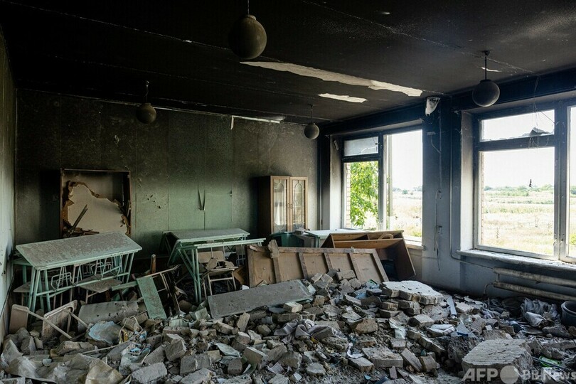 地下シェルターも教室に ウクライナ新学年で学校再開