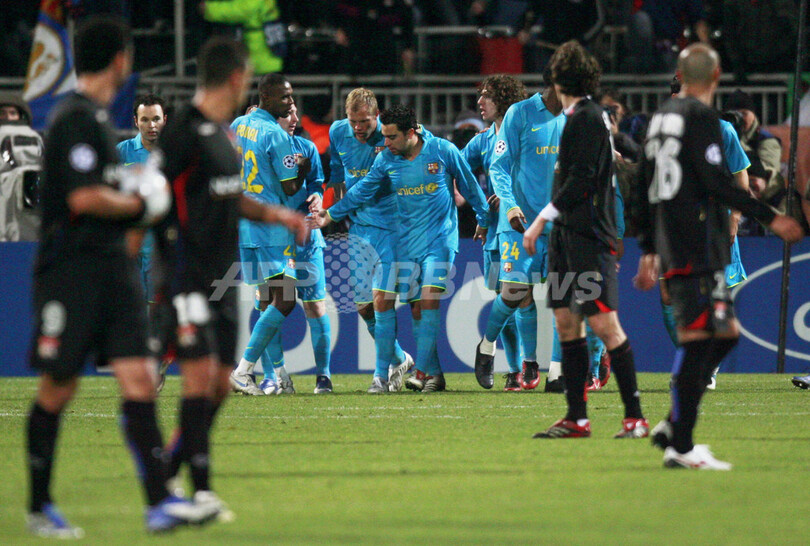 FCバルセロナ リヨンと引き分けて決勝トーナメント進出を決める