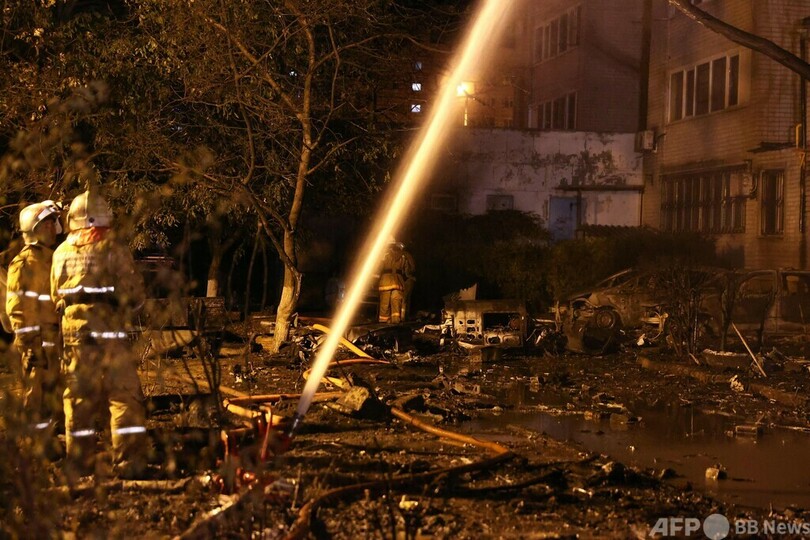 ロシア軍機が住宅地に墜落、4人死亡 ウクライナ国境近く