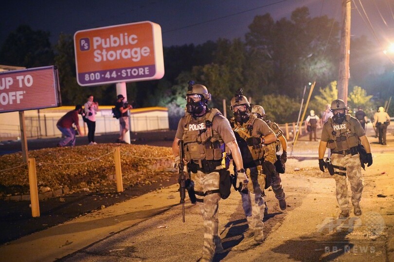 米黒人青年射殺、正面から6発撃たれ うち2発は頭部に