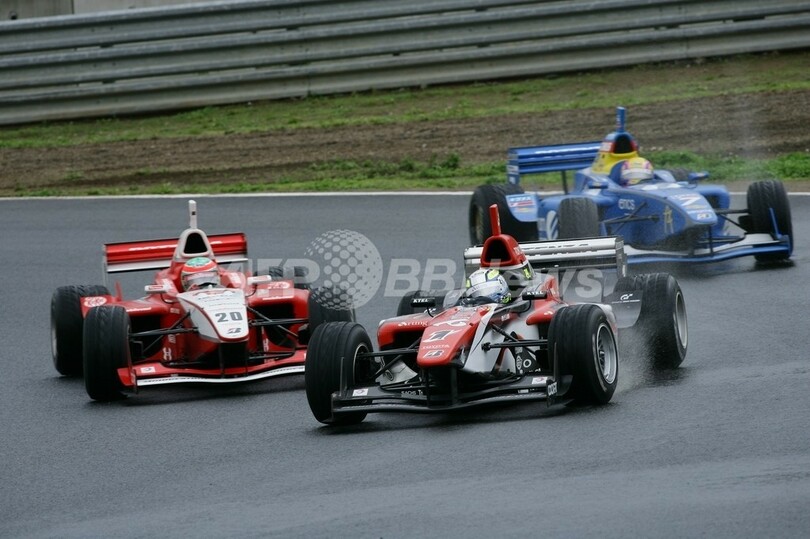 ＜06 FORMULA NIPPON・第3戦＞ロッテラーが追撃トレルイエを抑え優勝 - 茂木