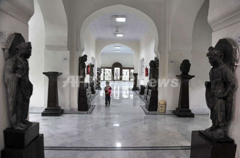 ガンダーラの仏教美術をタリバンが破壊、博物館にも脅威迫る