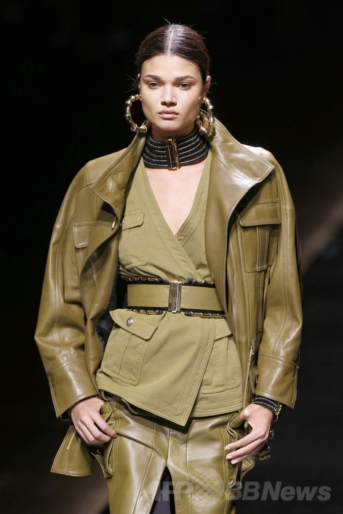 ＜14/15年秋冬パリコレクション＞バルマン