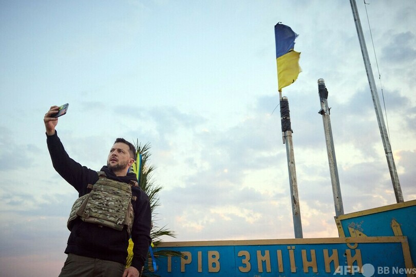 侵攻開始から500日、国の「勇敢さ」称賛 ゼレンスキー大統領