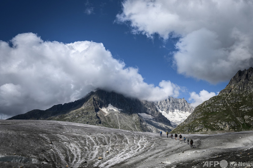 急速に縮小するアルプスの氷河、スイス